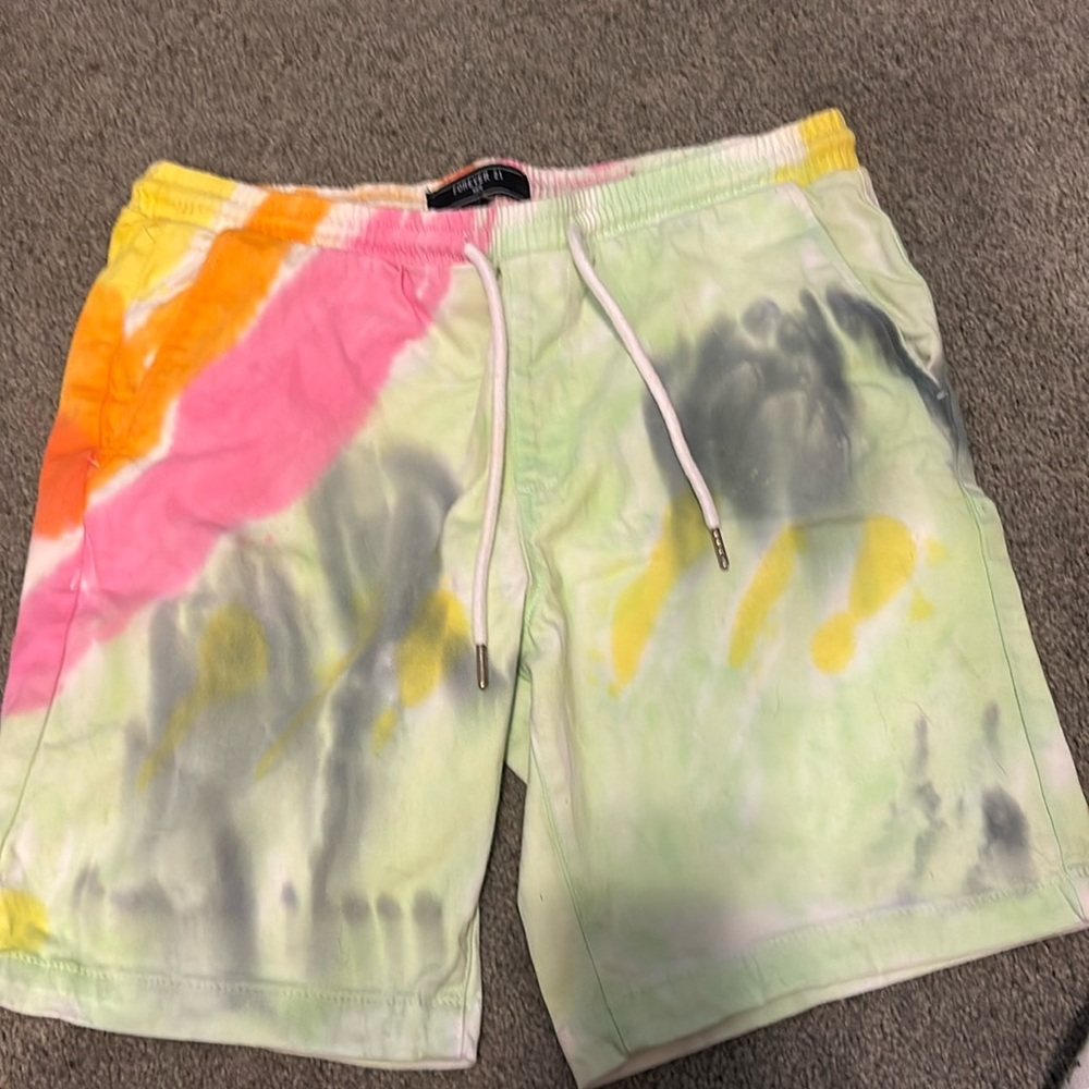 Men’s Tie-dye shorts